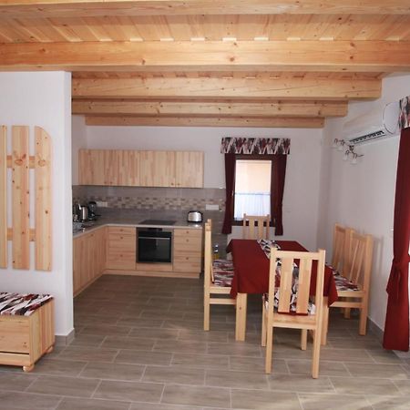Boni Apartmanok Hegykő Buitenkant foto