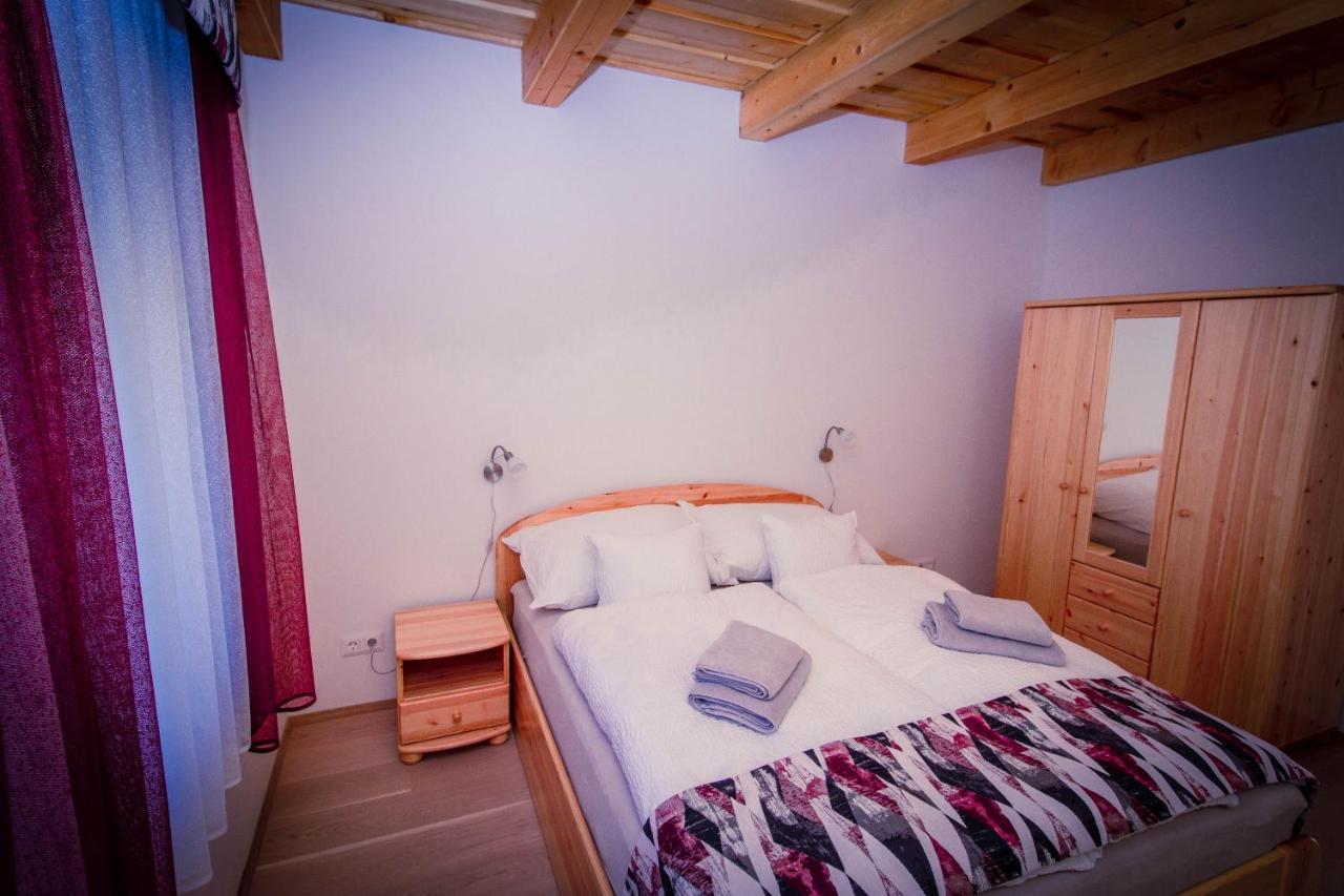 Boni Apartmanok Hegykő Buitenkant foto