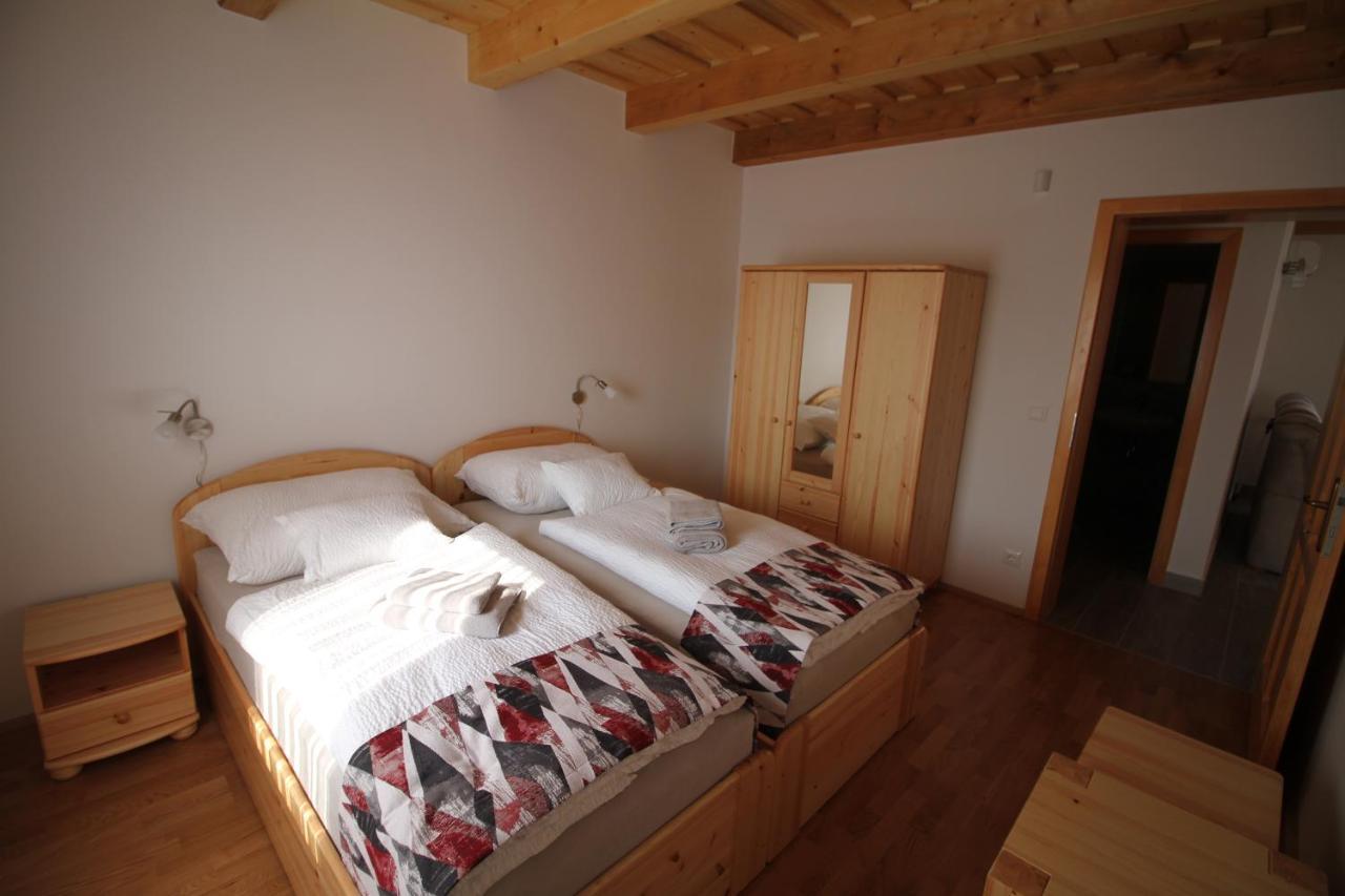 Boni Apartmanok Hegykő Buitenkant foto